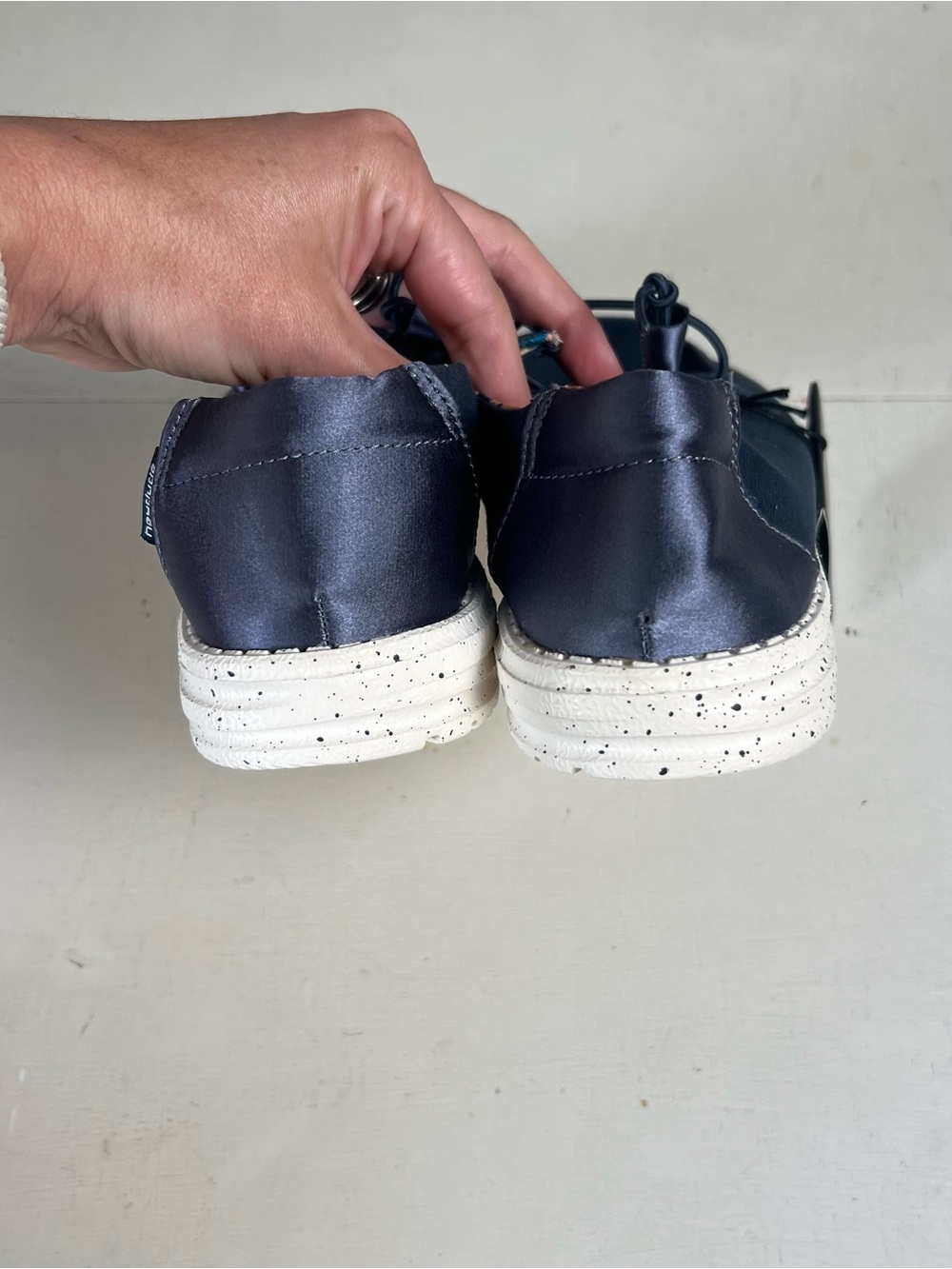 NWT HEY DUDE- Wendy Stretch Canvas Slip-On Denim Size 8 - Picture 5 of 7